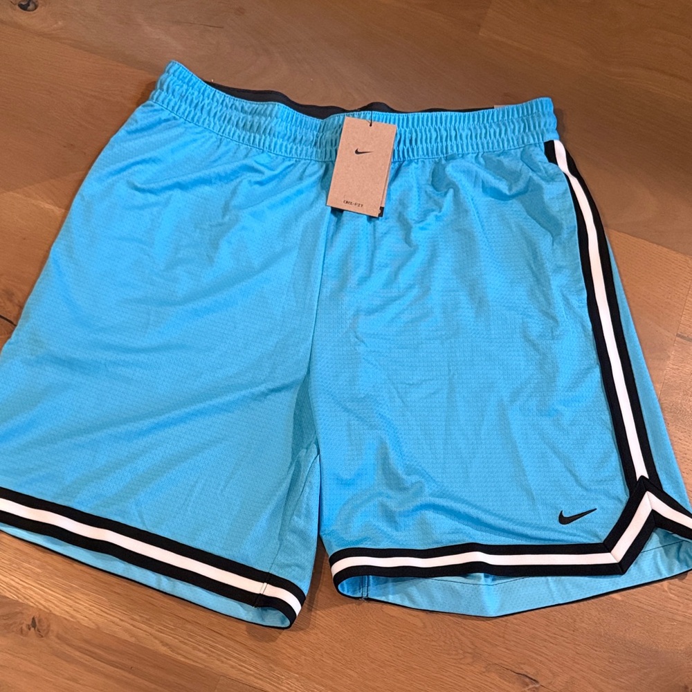 New Men’s XL Nike Dri-Fit Shorts
